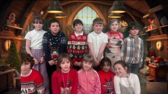 No One Wraps Like An Elf!